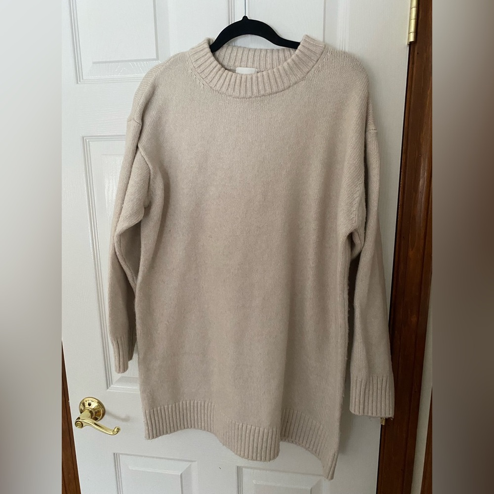 H&M Knit Dress in Light Beige. Size XL. - Picture 3 of 5
